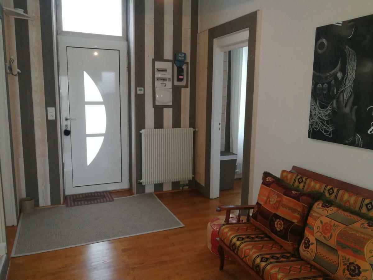 Comme Chez Vous Lägenhet Ruelle-sur-Touvre Exteriör bild